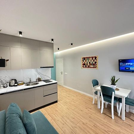 Trea Accomodations - Suite Lungomare Влёра Экстерьер фото
