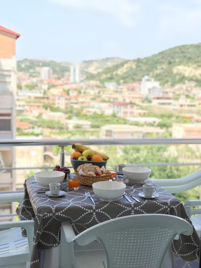 Trea Accomodations - Suite Lungomare Влёра Экстерьер фото
