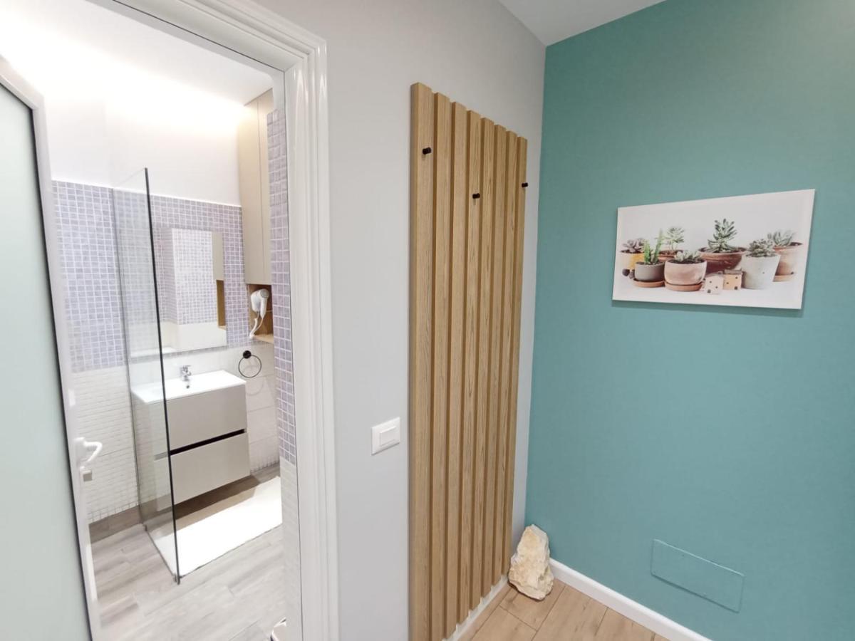 Trea Accomodations - Suite Lungomare Влёра Экстерьер фото