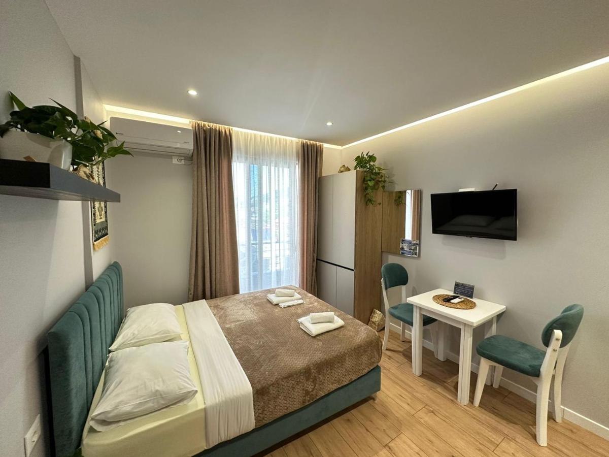 Trea Accomodations - Suite Lungomare Влёра Экстерьер фото