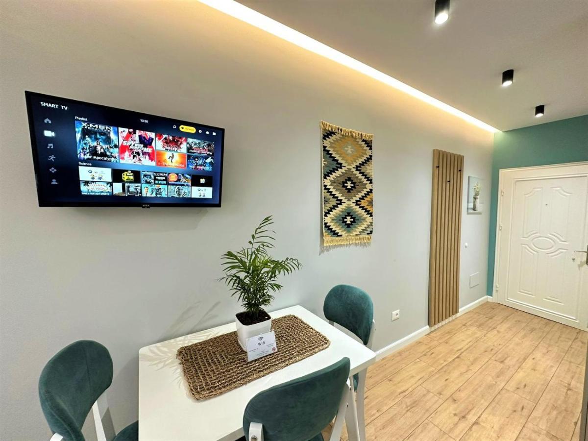 Trea Accomodations - Suite Lungomare Влёра Экстерьер фото