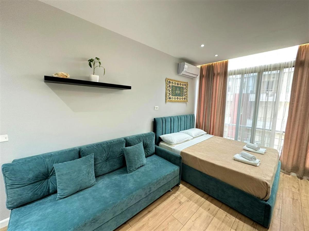 Trea Accomodations - Suite Lungomare Влёра Экстерьер фото
